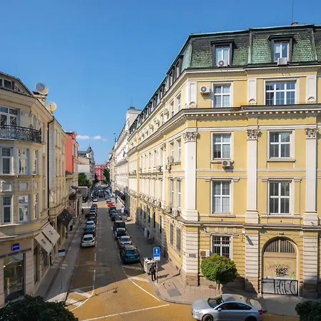 The Purely Placed 1bd Flat By Flat Mаnager Apartament