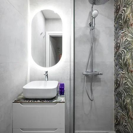 The Purely Placed 1bd Flat By Flat Mаnager Apartament
